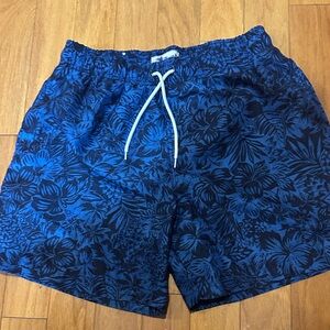 Stylish Blue Floral Swim Trunks
